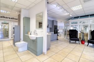 Commercial Unit- click for photo gallery